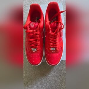 Nike Men Air Force 1 '07 Picante Red Size: 8.5